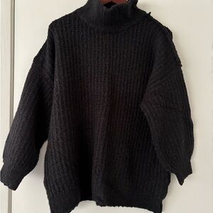 Cozy Black urban outfitters sweater